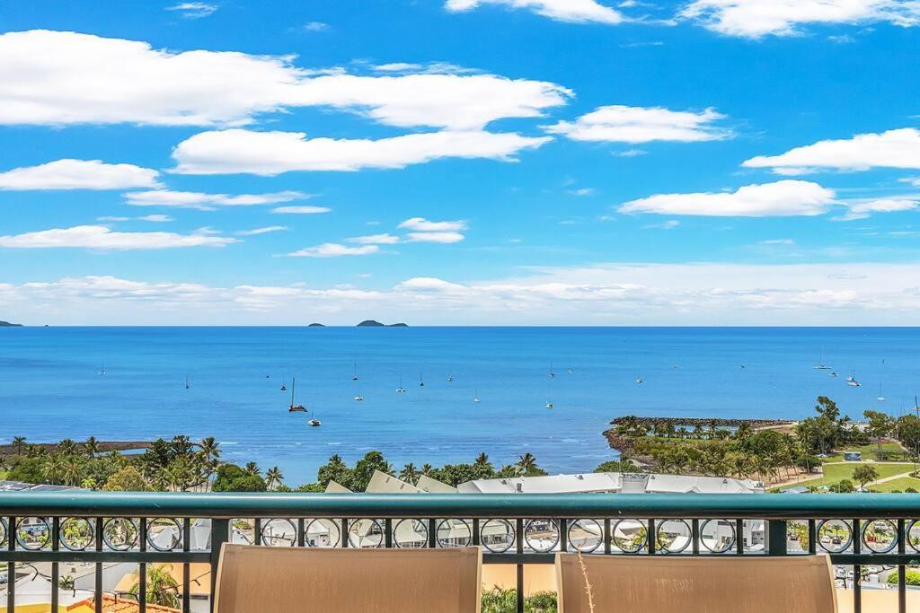 Appartamento Aqua Vista Airlie Beach Esterno foto