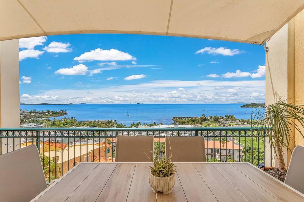 Appartamento Aqua Vista Airlie Beach Esterno foto